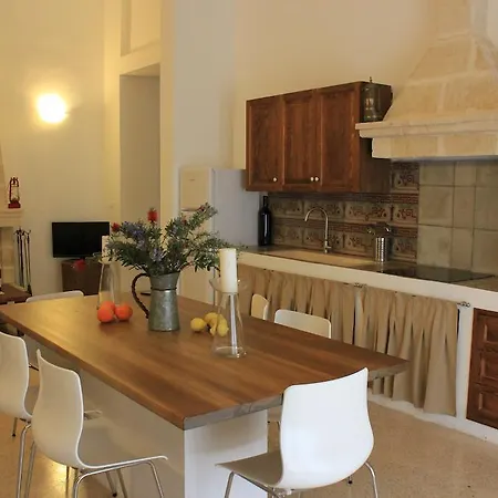 مزرعة للإقامة Masseria Zambardo